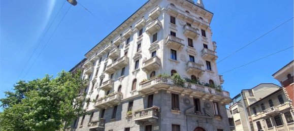 3 rooms Apartment in Milan, Italy No. 263926 2