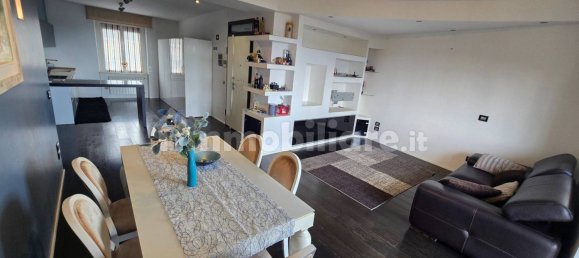 Apartamento de 3 dormitorios en Corciano, Italy No. 356559 2