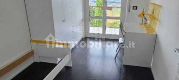 Apartamento de 3 dormitorios en Corciano, Italy No. 356559 17