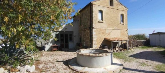 4-Zimmer Haus in Casalanguida, Italy, Nr. 229498 5