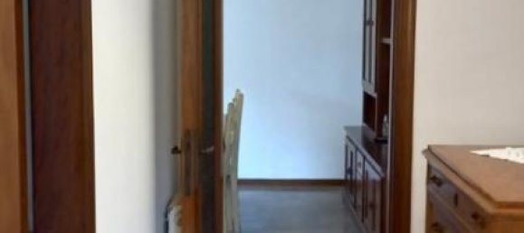 Квартира с 2 комнатами в Пинето, Италия № 14922 7