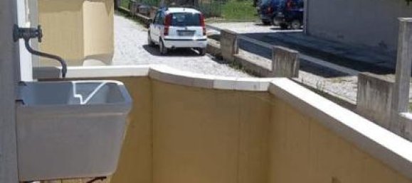 Квартира с 2 комнатами в Пинето, Италия № 14922 11