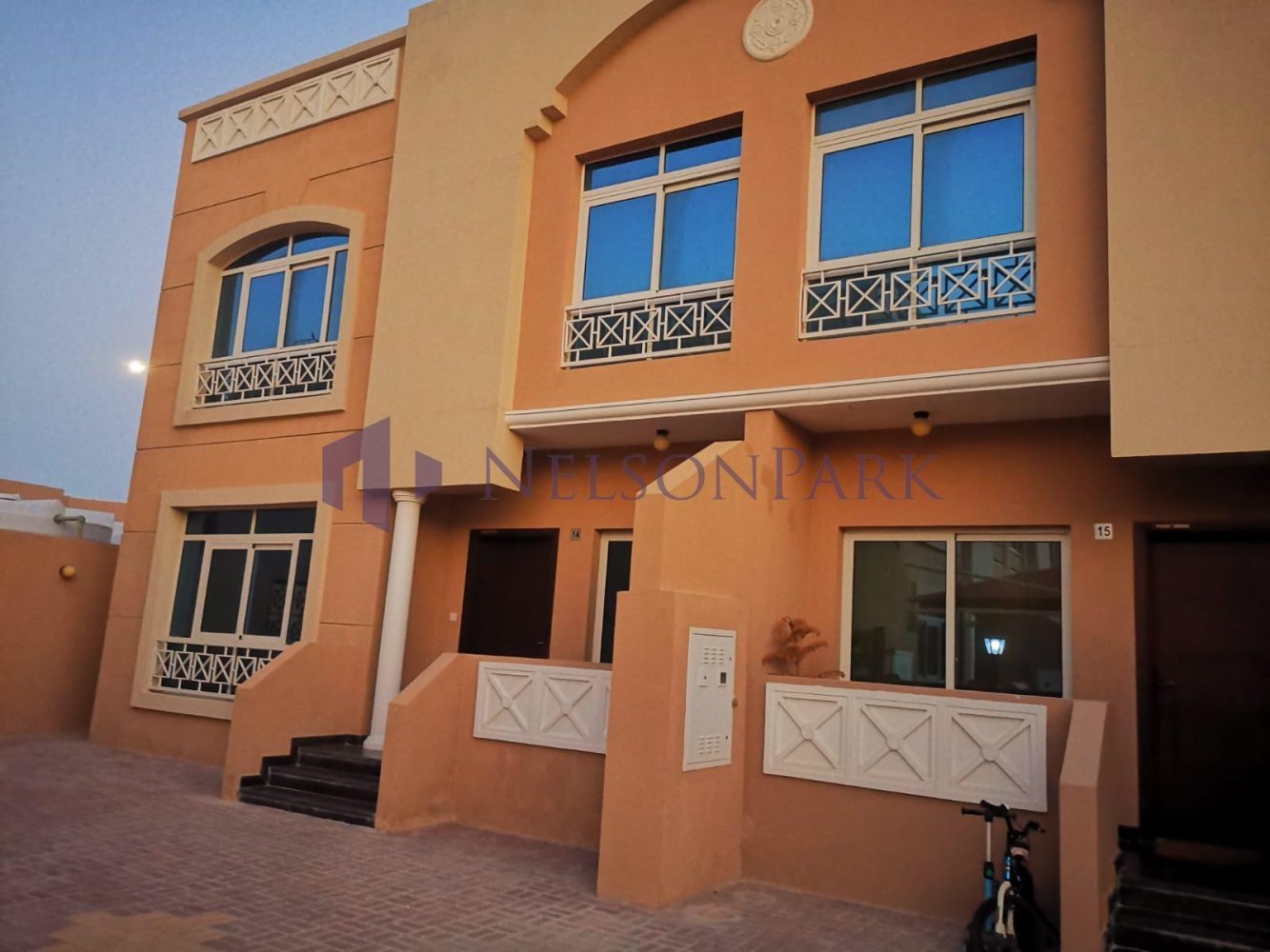 4 chambres Villa à Doha, Qatar No. 2310