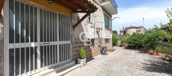 2 bedrooms Apartment in Carbognano, Italy No. 286965 22