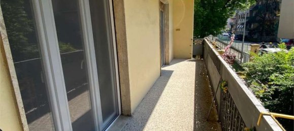 7 rooms Apartment in Parma, Italy No. 284220 5