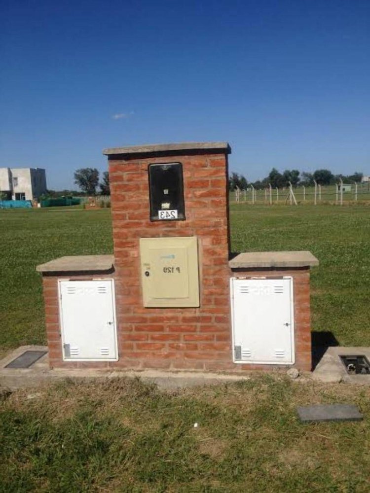 Terrain à Pilar, Argentina No. 120080