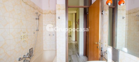 Квартира с 2 спальнями в Куджоно, Италия № 22894 17