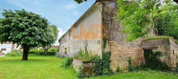 Casa de 3 dormitorios en Charente-Maritime, France No. 340320 9