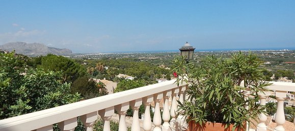 5 bedrooms Villa in Pedreguer, Spain No. 2526 14