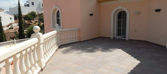 5 bedrooms Villa in Pedreguer, Spain No. 2526 11