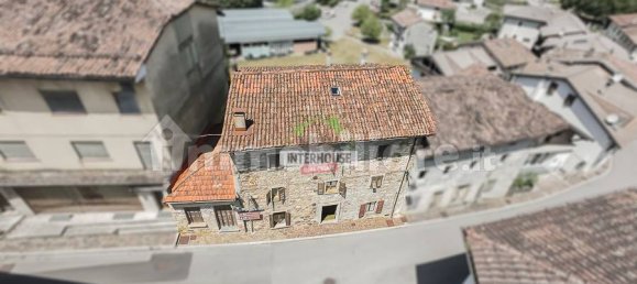 2 bedrooms House in Udine, Italy No. 323327 3