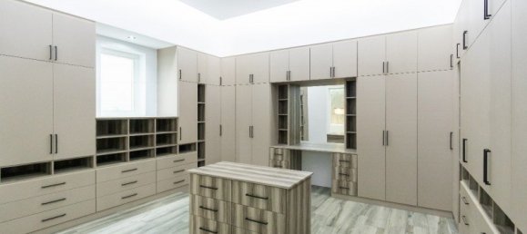 7 bedrooms Villa in Shakhbout City, UAE No. 31973 5