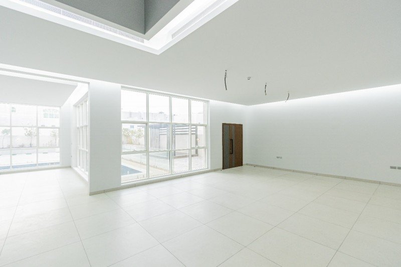 7 bedrooms Villa in Shakhbout City, UAE No. 31973