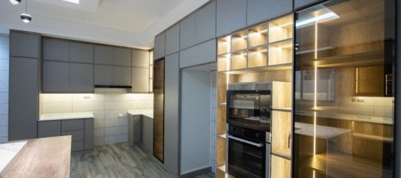 7 bedrooms Villa in Shakhbout City, UAE No. 31973 11