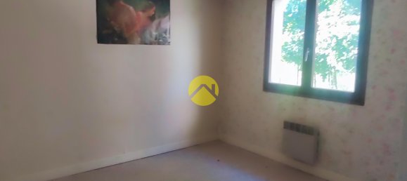 1 غرف نوم منزل في Levet, France رقم 152175 5