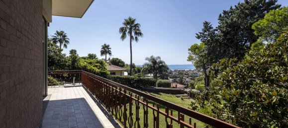 8 rooms Villa in Bordighera, Italy No. 215580 10