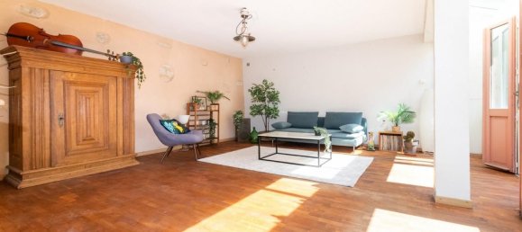 2 Schlafzimmer Haus in Saint-Denis, France, Nr. 321747 10