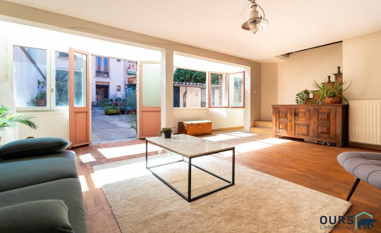 2 Schlafzimmer Haus in Saint-Denis, France, Nr. 321747