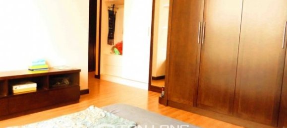 3 Schlafzimmer Wohnung in Dong Da, Vietnam, Nr. 2410 6