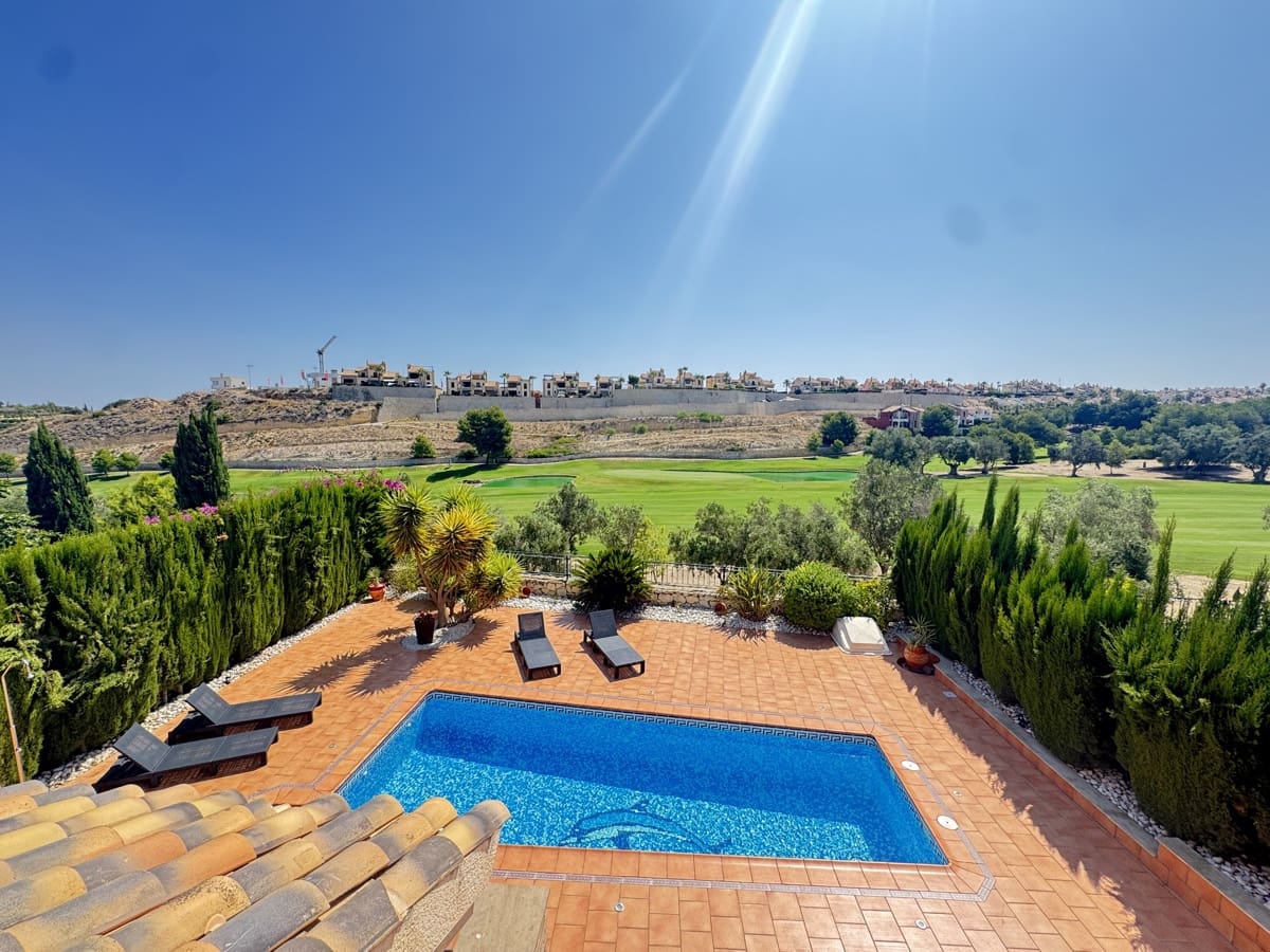 Casa de 3 dormitorios en Algorfa, Spain No. 182073