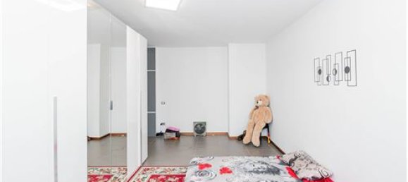 Gewerbliche Immobilie in San Giuliano Milanese, Italy 100m², Nr. 279208 15