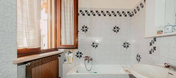 5 rooms Building in Cassolnovo, Italy No. 85101 4