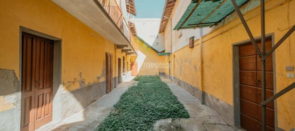 5 rooms Building in Cassolnovo, Italy No. 85101 9