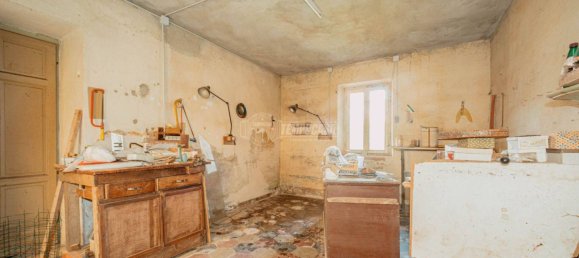 5 rooms Building in Cassolnovo, Italy No. 85101 8