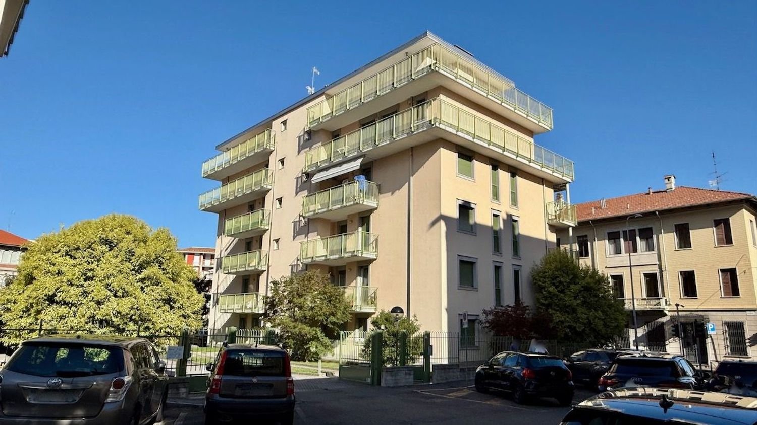 3 rooms Apartment in Biella, Italy No. 284723