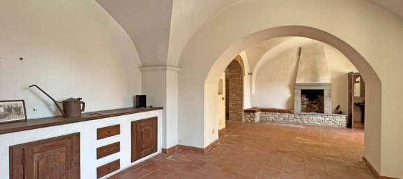 Gebäude in Canelli, Italy 1200m², Nr. 276052 8