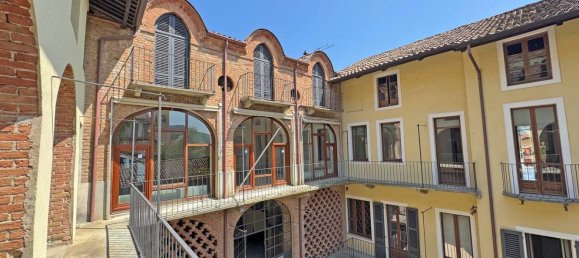 Gebäude in Canelli, Italy 1200m², Nr. 276052 33