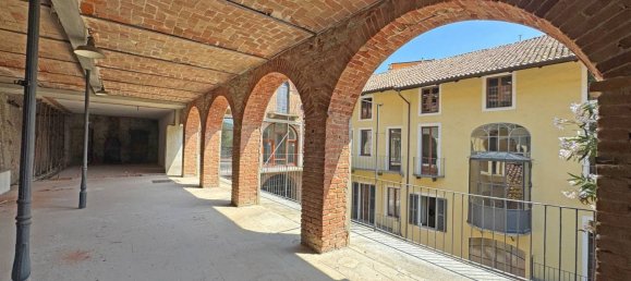 Gebäude in Canelli, Italy 1200m², Nr. 276052 32