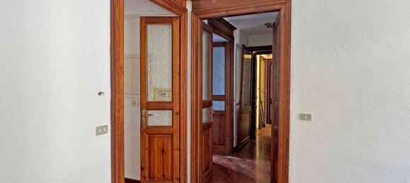 Gebäude in Canelli, Italy 1200m², Nr. 276052 25