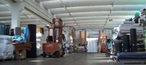 2000m² Commercial property in Foiano della Chiana, Italy No. 39102 2