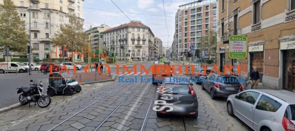 110m² Commercial property in Milan, Italy No. 350912 5