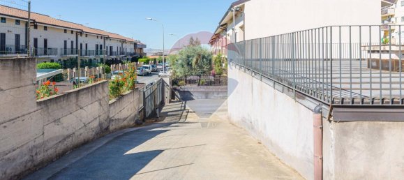 Apartamento de 5 habitaciónes en Paternò, Italy No. 102203 4