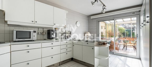 Дом с 5 спальнями в Курбевуа, Франция № 345236 7