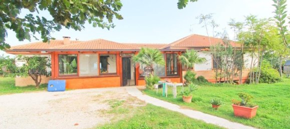 4 Schlafzimmer Villa in Campomarino, Italy, Nr. 142810 3