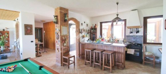 4 Schlafzimmer Villa in Campomarino, Italy, Nr. 142810 14