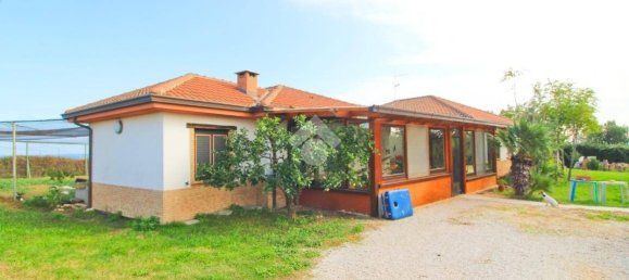4 Schlafzimmer Villa in Campomarino, Italy, Nr. 142810 2