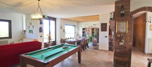 4 Schlafzimmer Villa in Campomarino, Italy, Nr. 142810 11