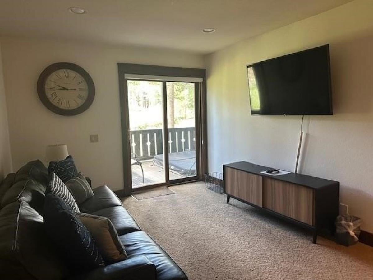 4 bedrooms House in Mammoth Lakes, USA No. 427504