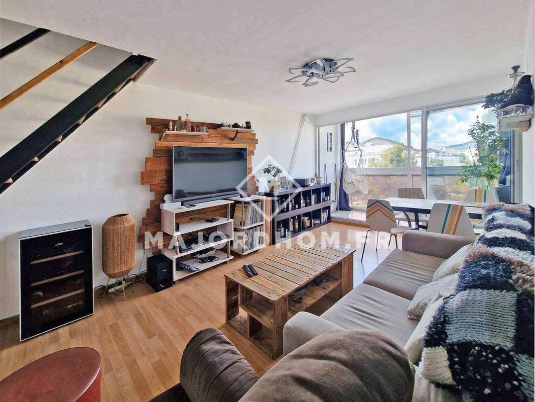 Duplex T2 em Marseille, France N.º 317695