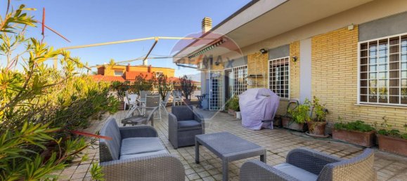 Penthouse de 9 divisões em Rome, Italy N.º 2238 2