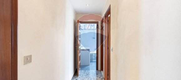 3-salle Penthouse à Monterotondo, Italy No. 90880 9