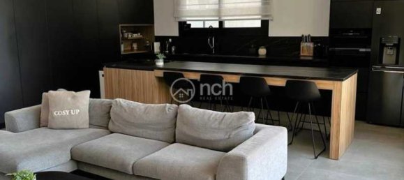 Villa de 5 dormitorios en Germasogeia, Cyprus No. 6762 11