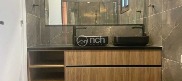 Villa de 5 dormitorios en Germasogeia, Cyprus No. 6762 4