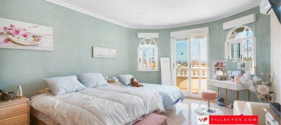 5 bedrooms Villa in San Miguel de Salinas, Spain No. 246024 18