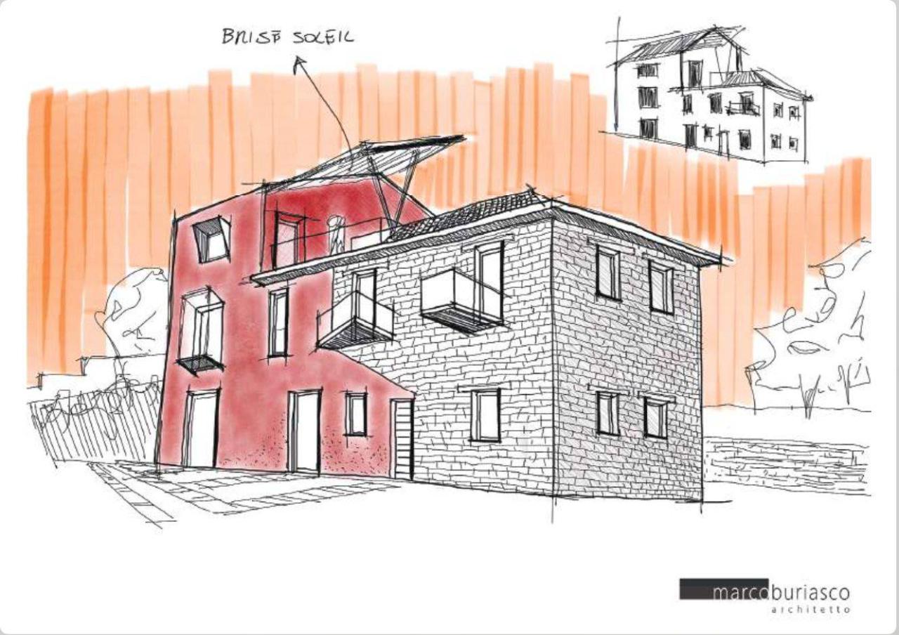 Дом с 15 комнатами в Альба, Италия № 161210