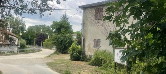 Дом с 15 комнатами в Альба, Италия № 161210 32